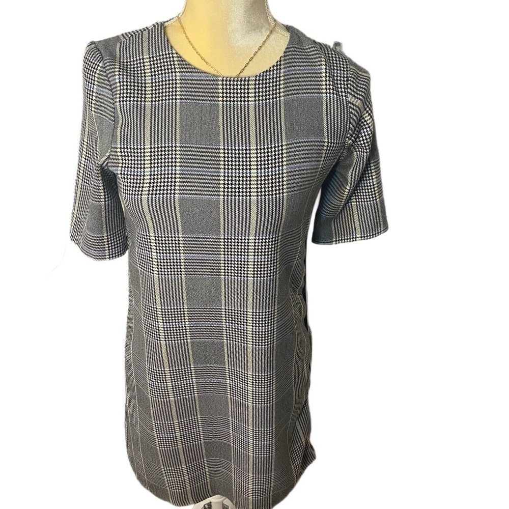 Zara Gray Knee-Length Sheath Dress with Short Sleeves for Work - Picture 7 of 7